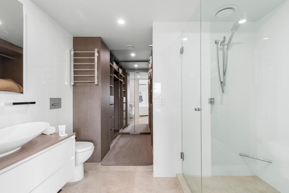Pisces Apartments - Housity
