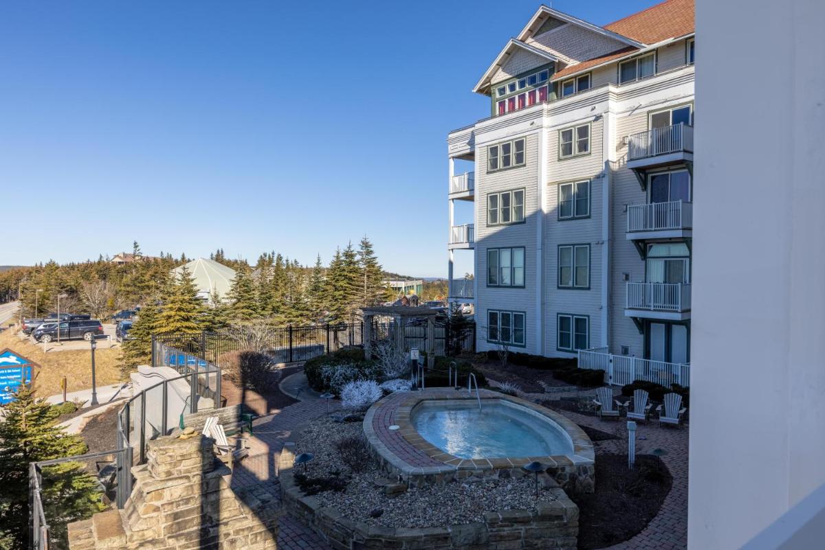 Seneca Unit 100 - Housity