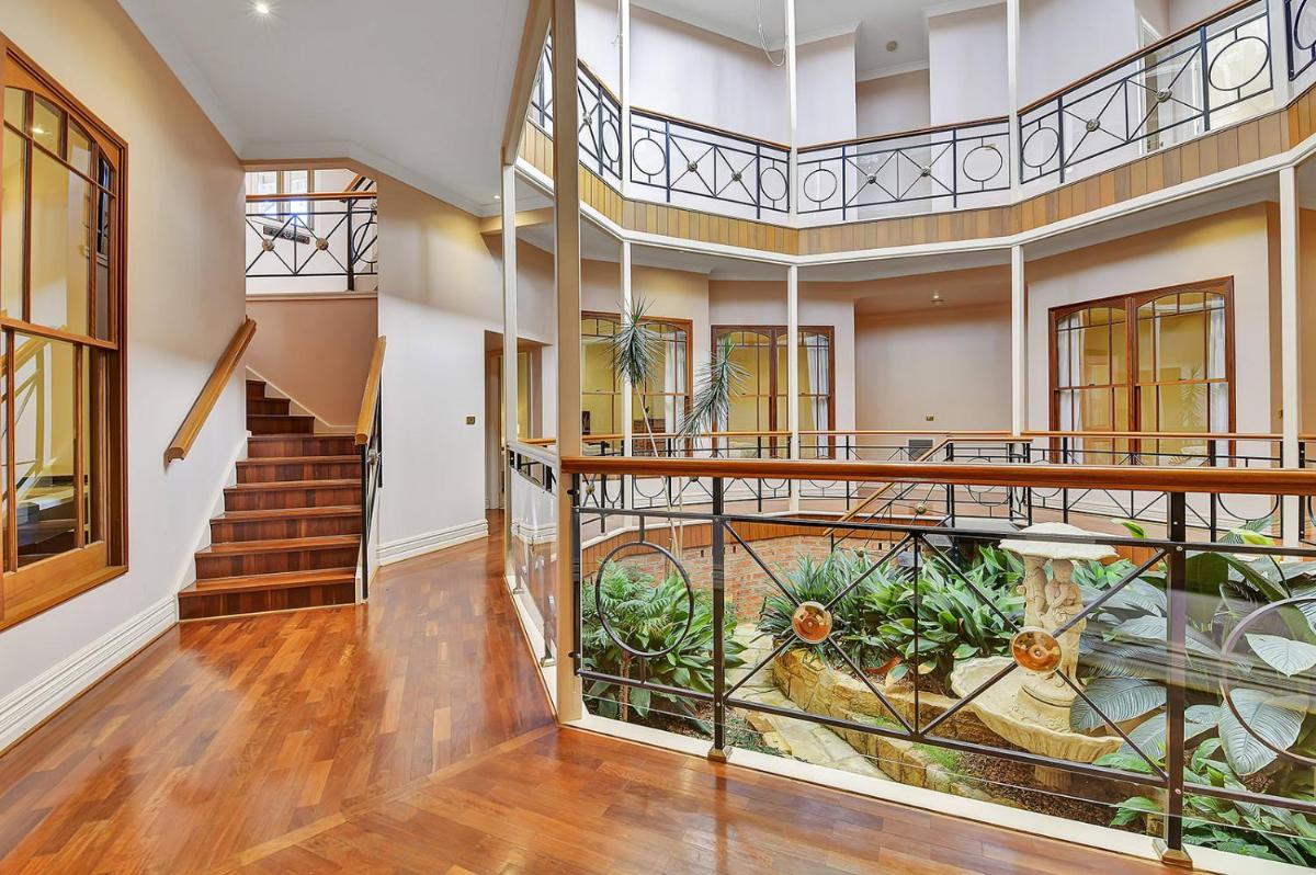 The Reservoir Truly Unique Heritage 7 Bedrooms - Housity