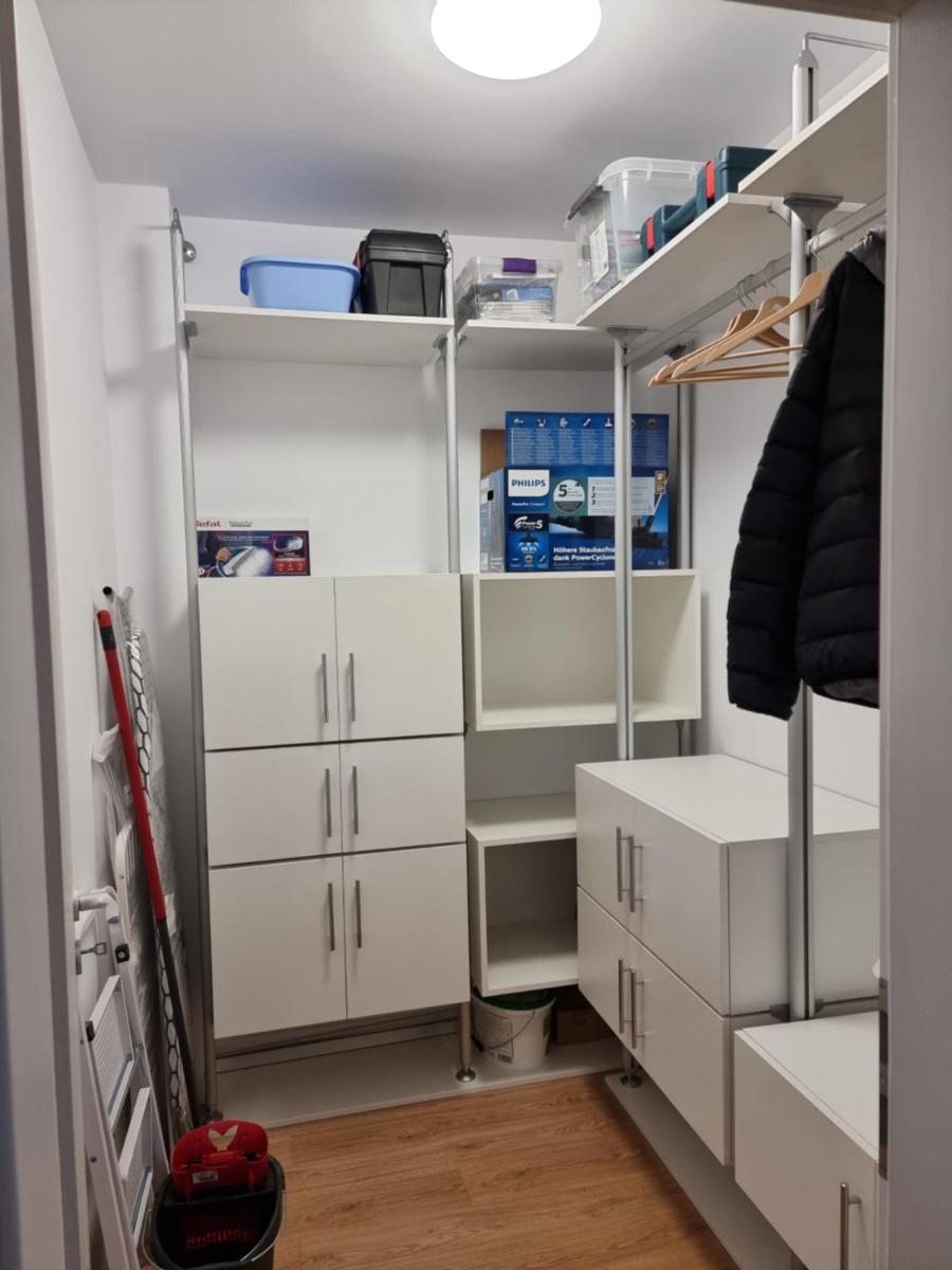 Apartament cu parcare privata. - Housity