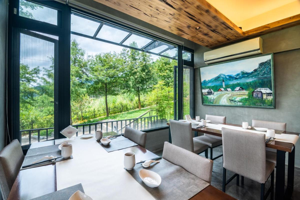 逢春園Feng Chun Villa - Housity
