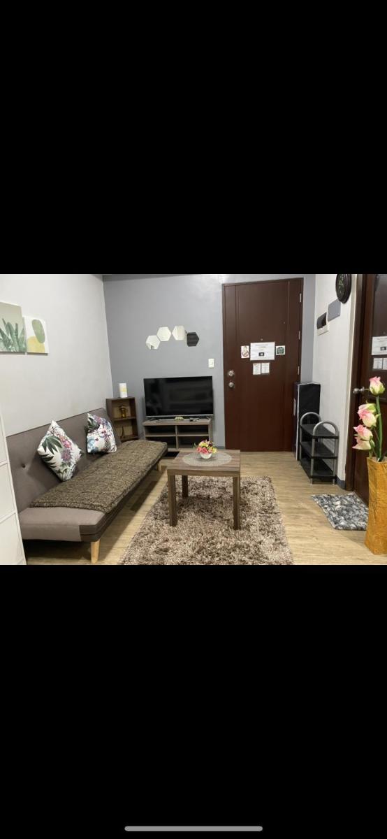Anuva Great Place to Stay in Alabang by Nelia - Housity