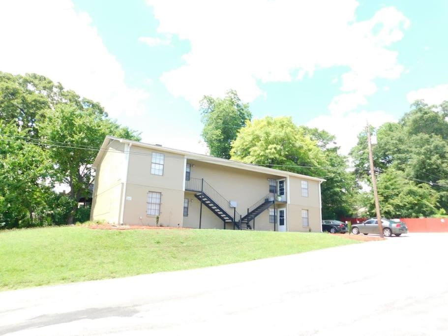 STEEL CITY Apt HOMES Apt # C - Housity