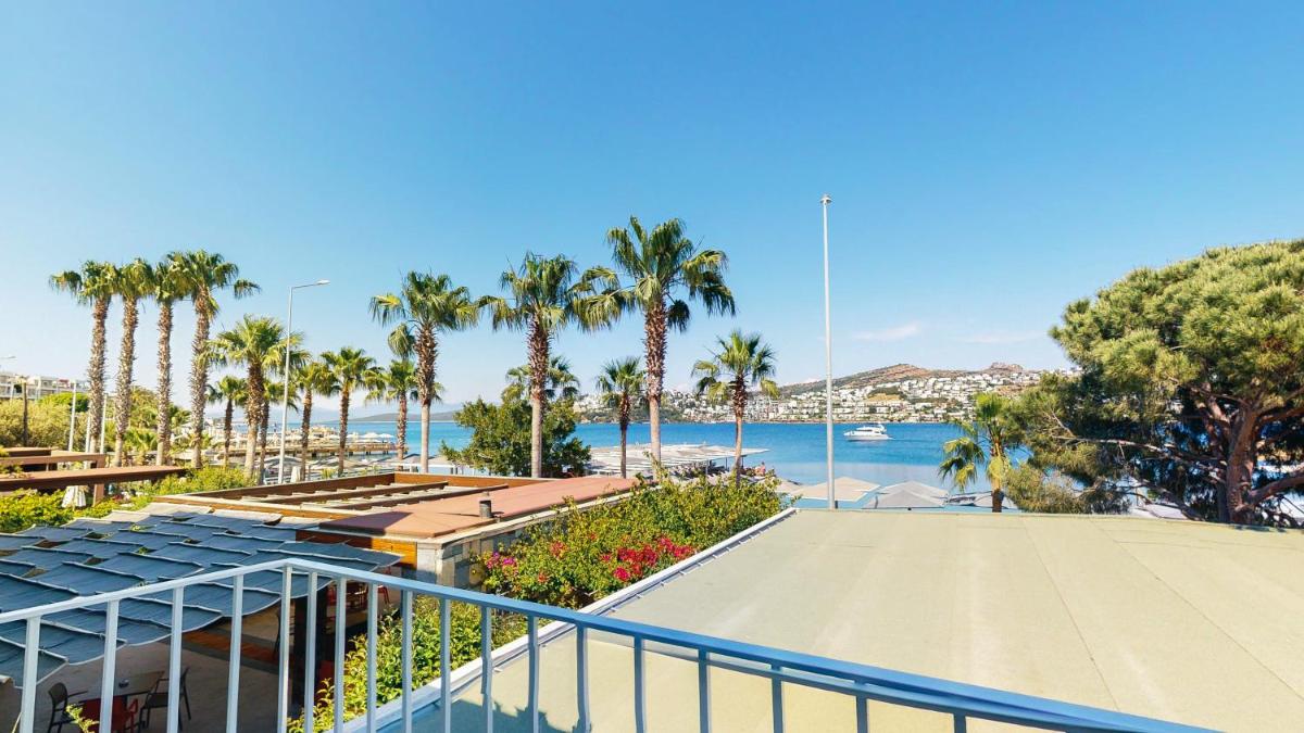 Casamia Hotel - Housity
