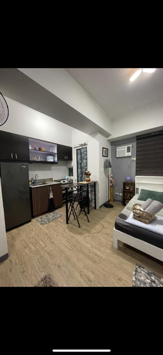 Anuva Condo Staycation by Nelia - Housity