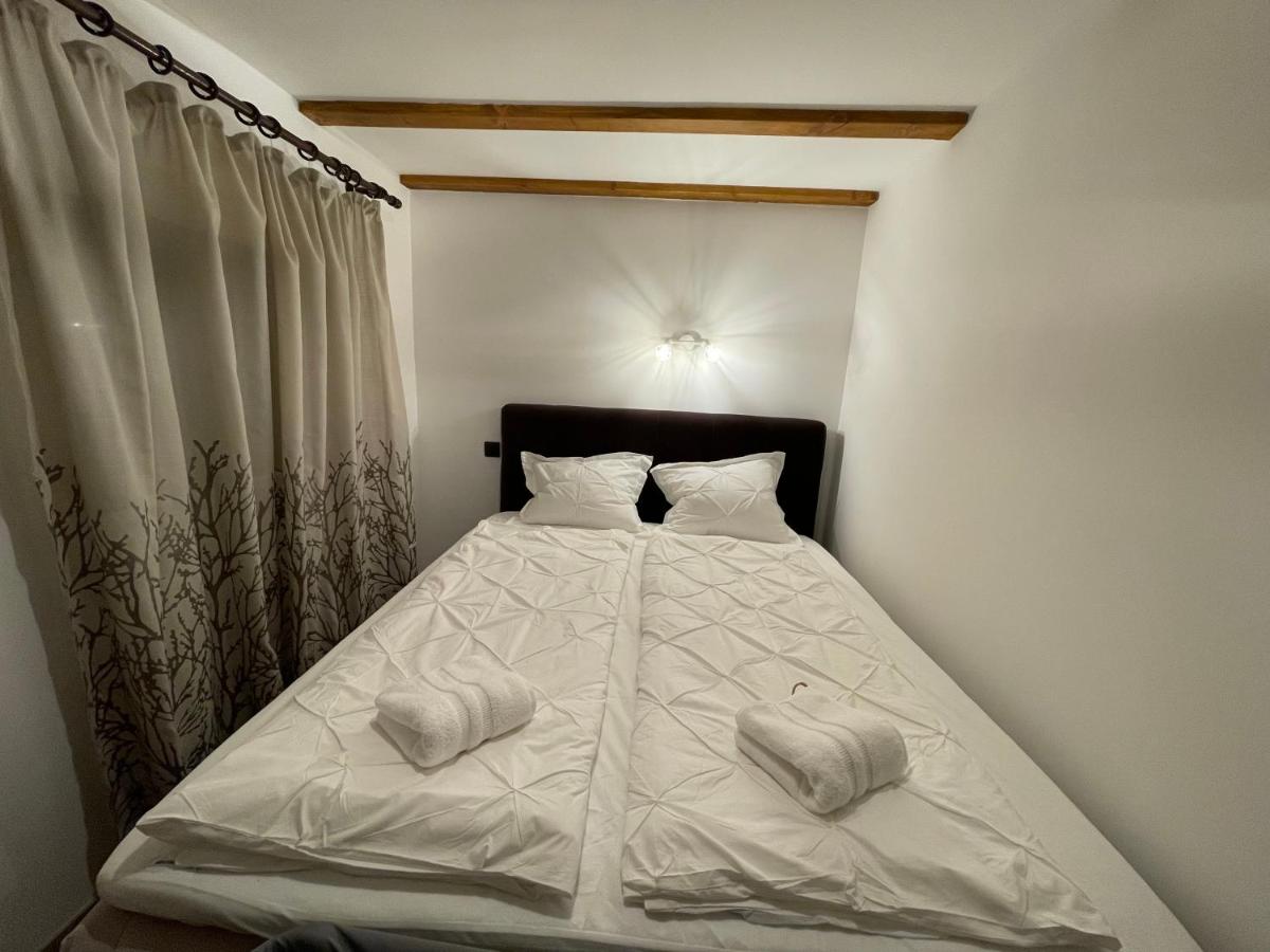 Forest House Divcibare - Housity