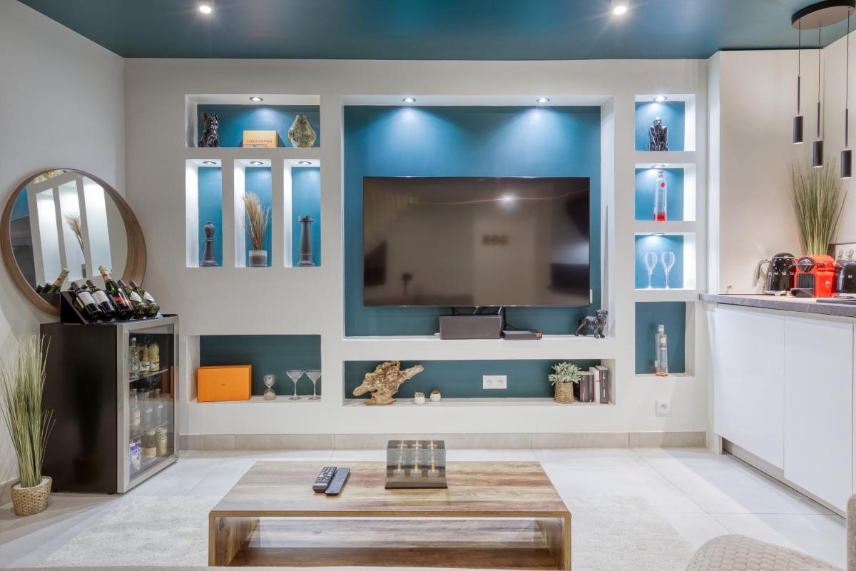 Luxury Collection & Resort® - Housity