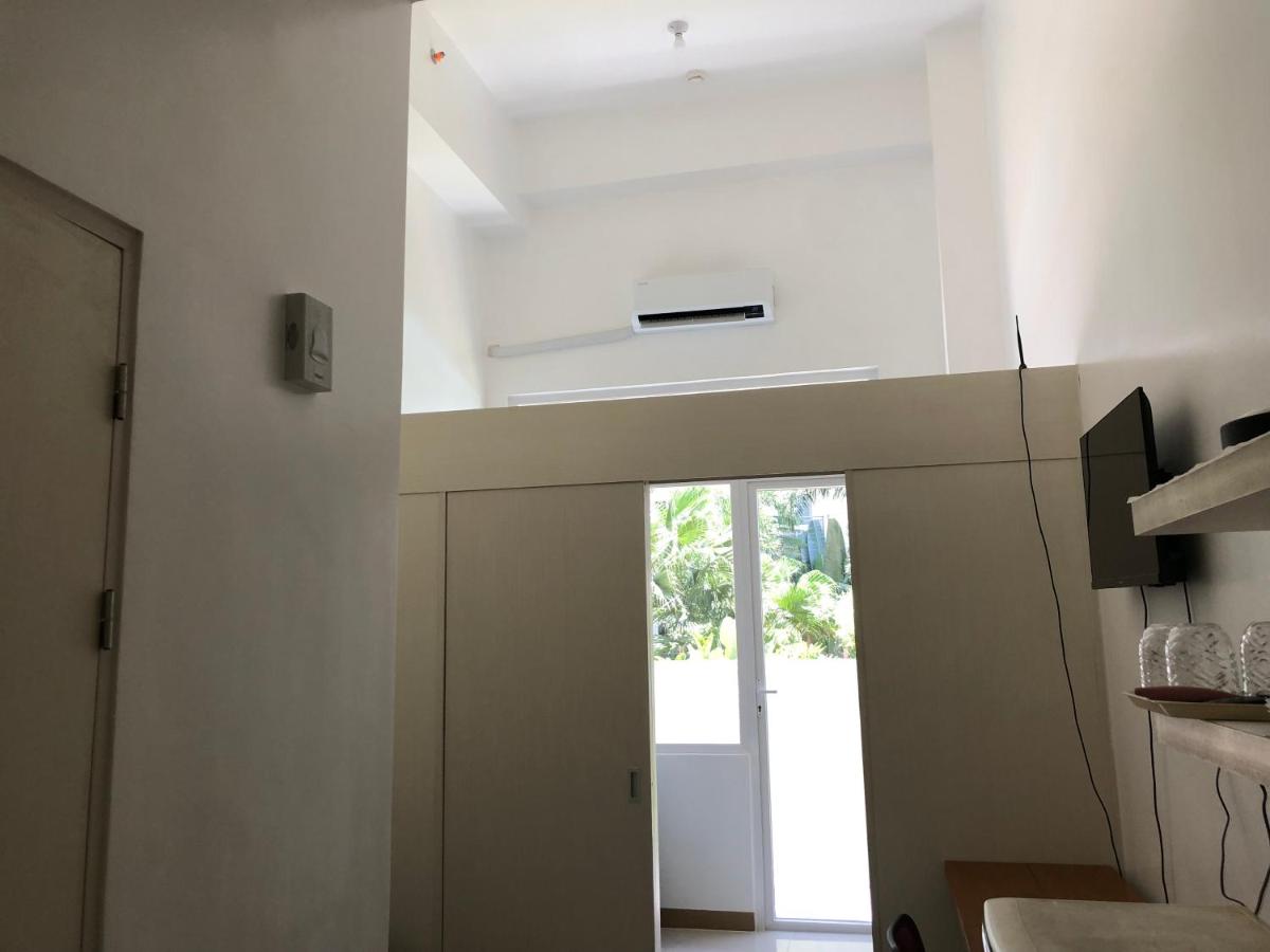 Suitetrails - Staycation, minimalist studio type condo - SM Sout