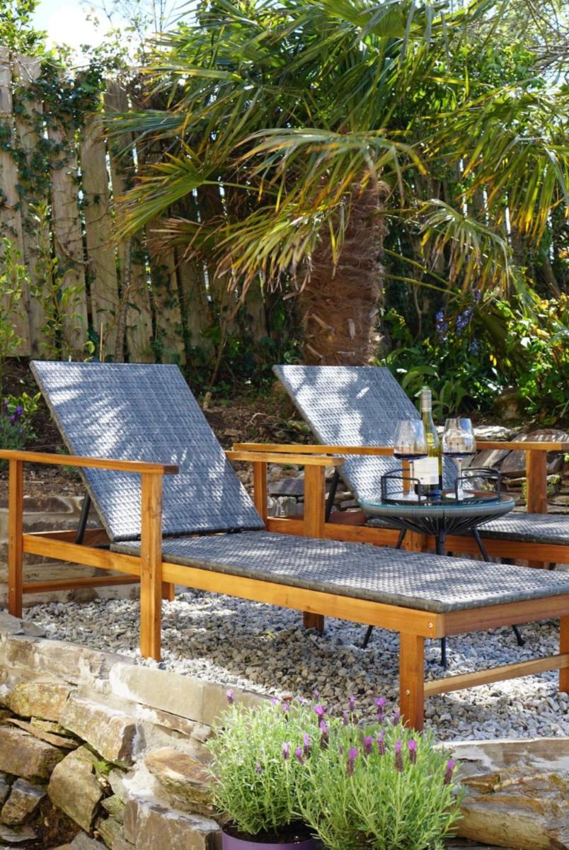 2 Bedroom Cottage to explore Cornwall - Housity