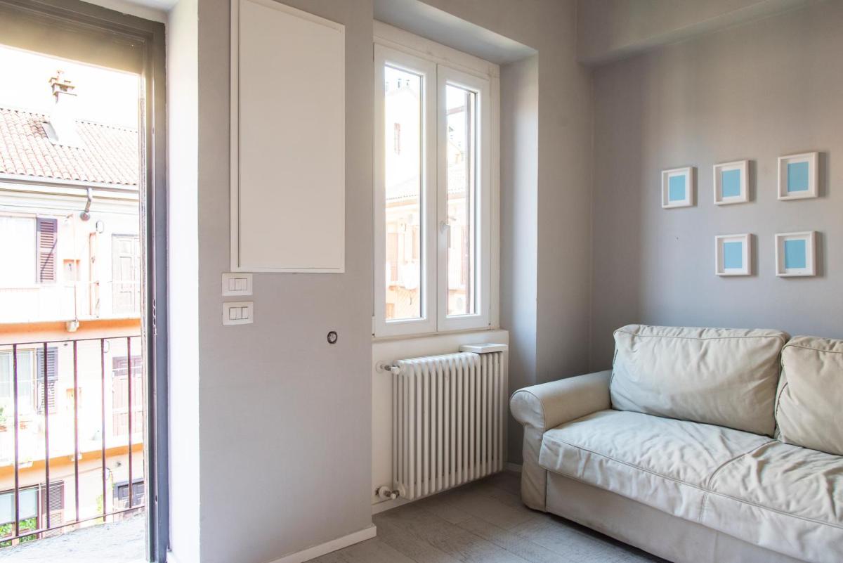 YouHosty - Custodi 12 - Housity