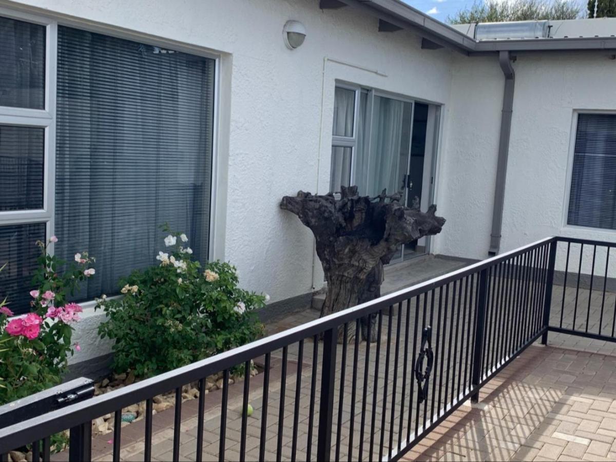 17 at Springbok, Windhoek - Housity
