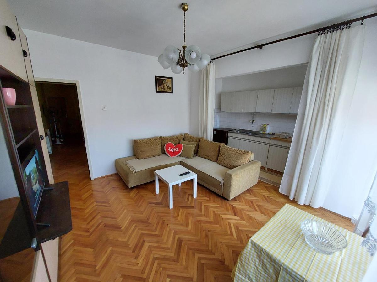Hills Apartment - Housity