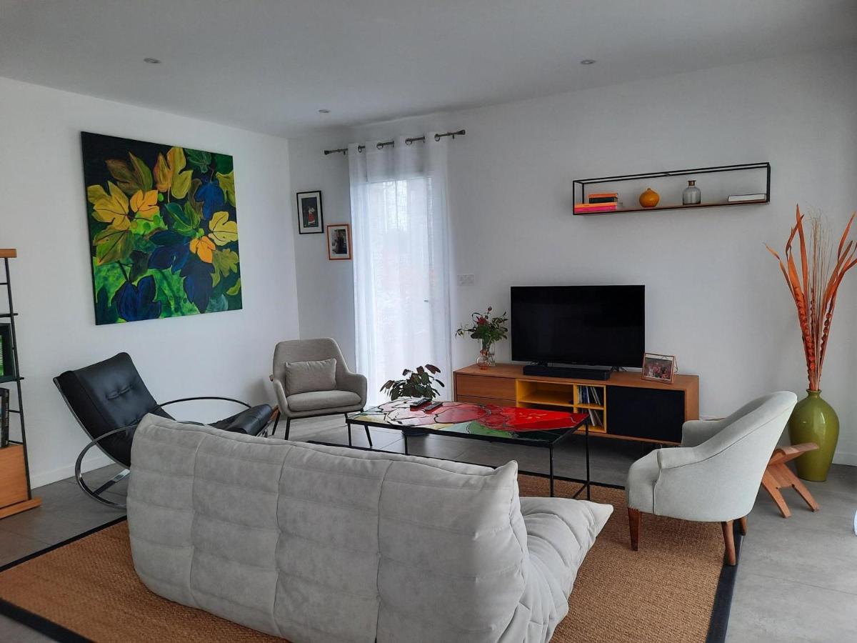 Maison d'Architecte T4 avec Jardin et Terrasse près du Marché de Quintaou à Anglet - FR-1-239-758 - Housity