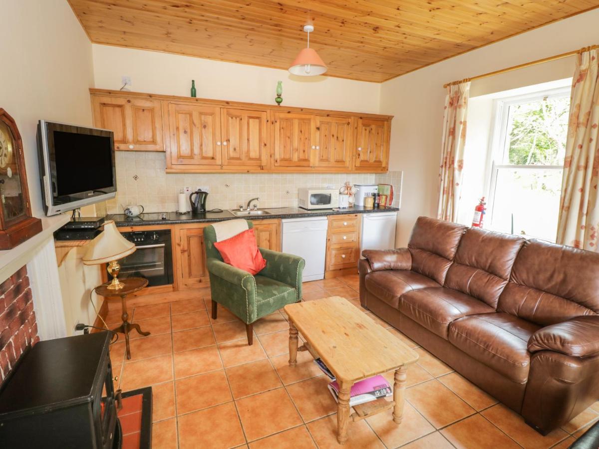 Howley Cottage - Housity