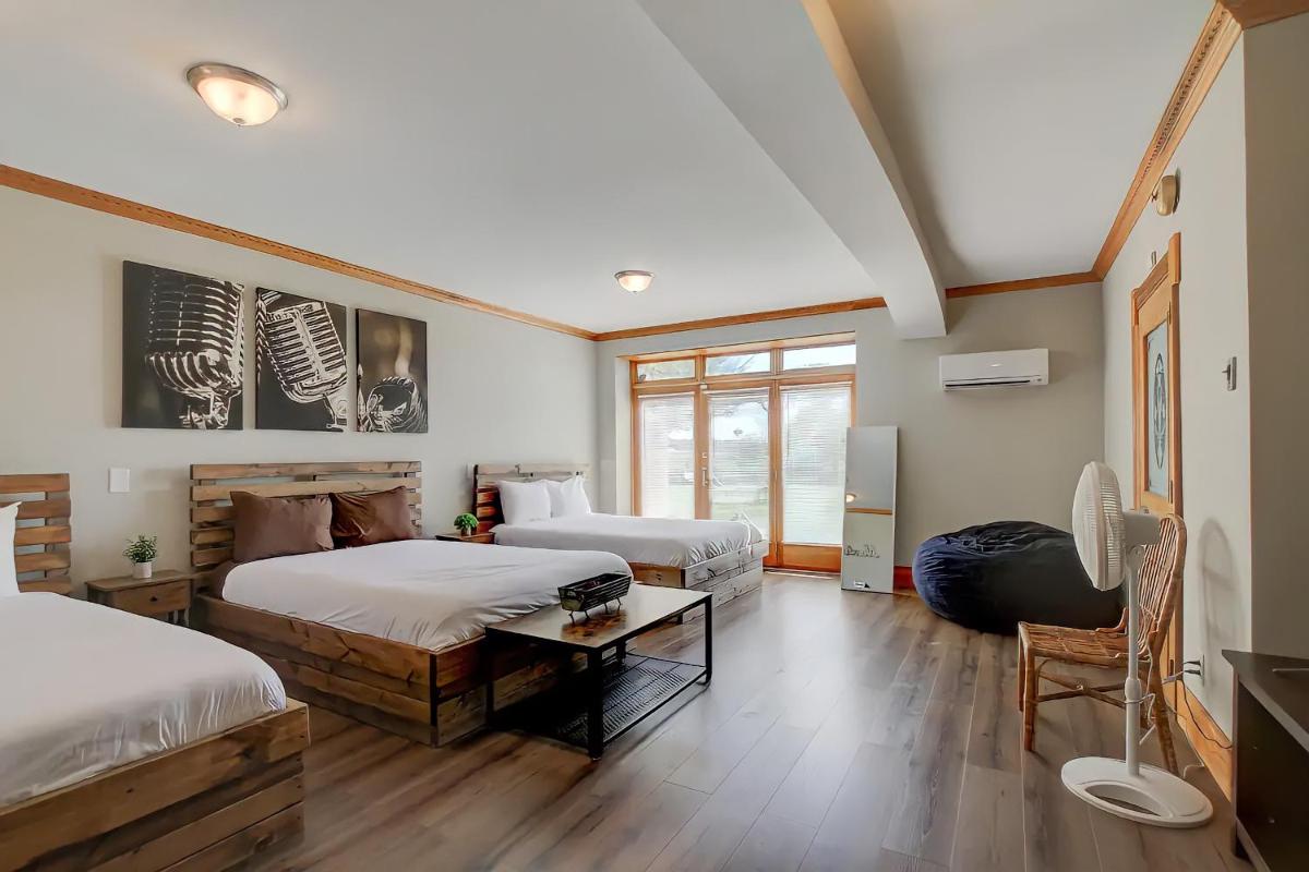 Music City Countryside Cabin - Housity