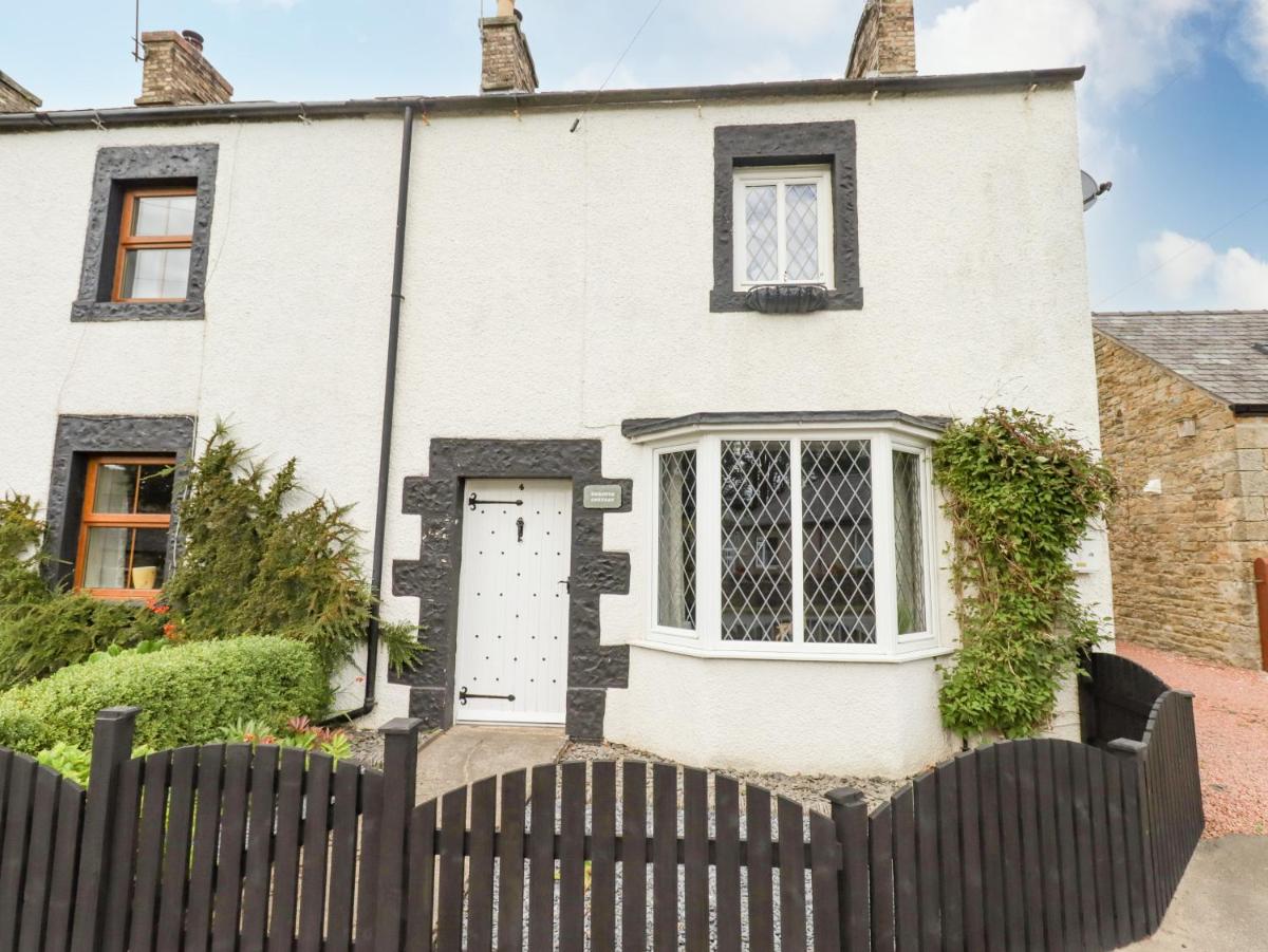 Ashfold cottage - Housity