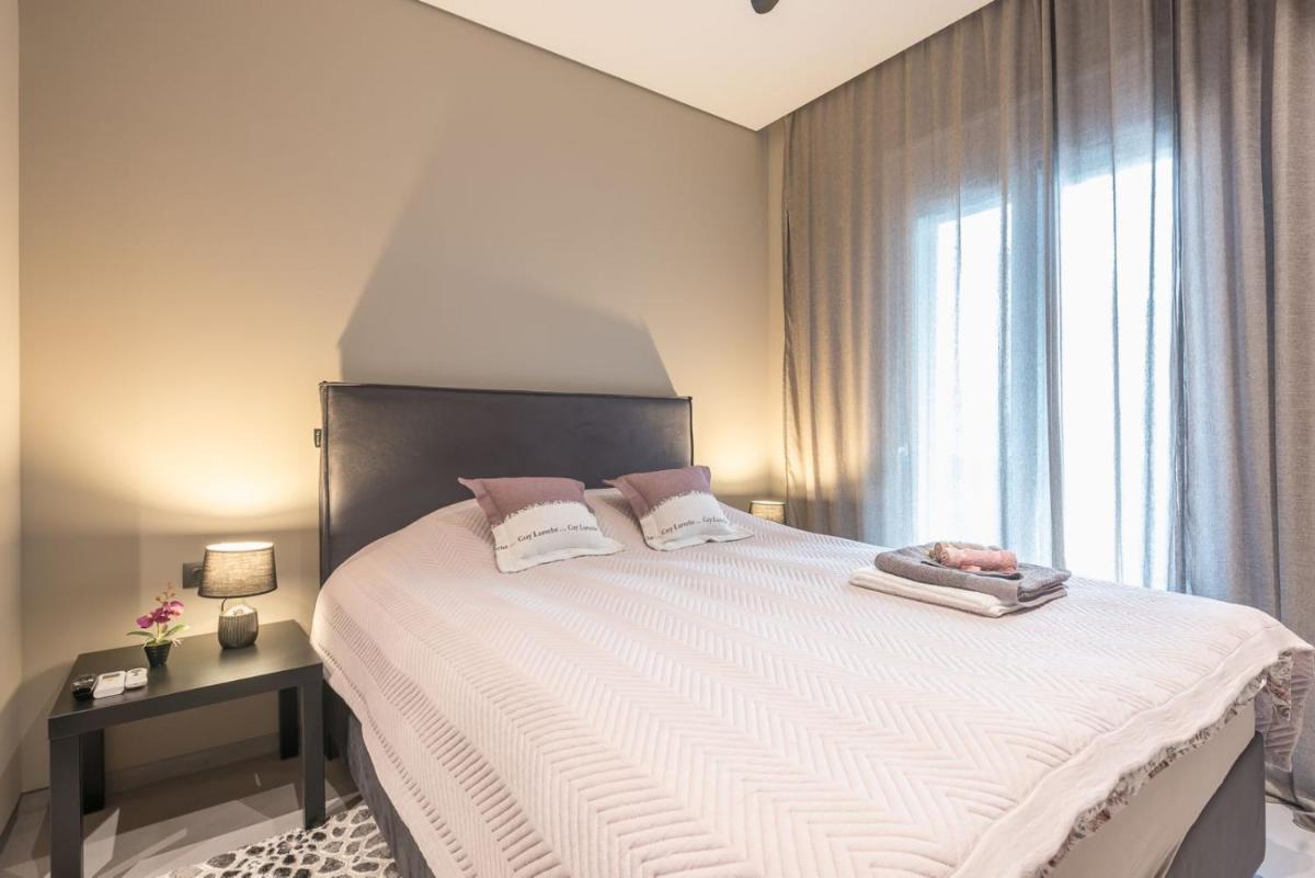 Suitetrails - IONIA Luxury Suites B
