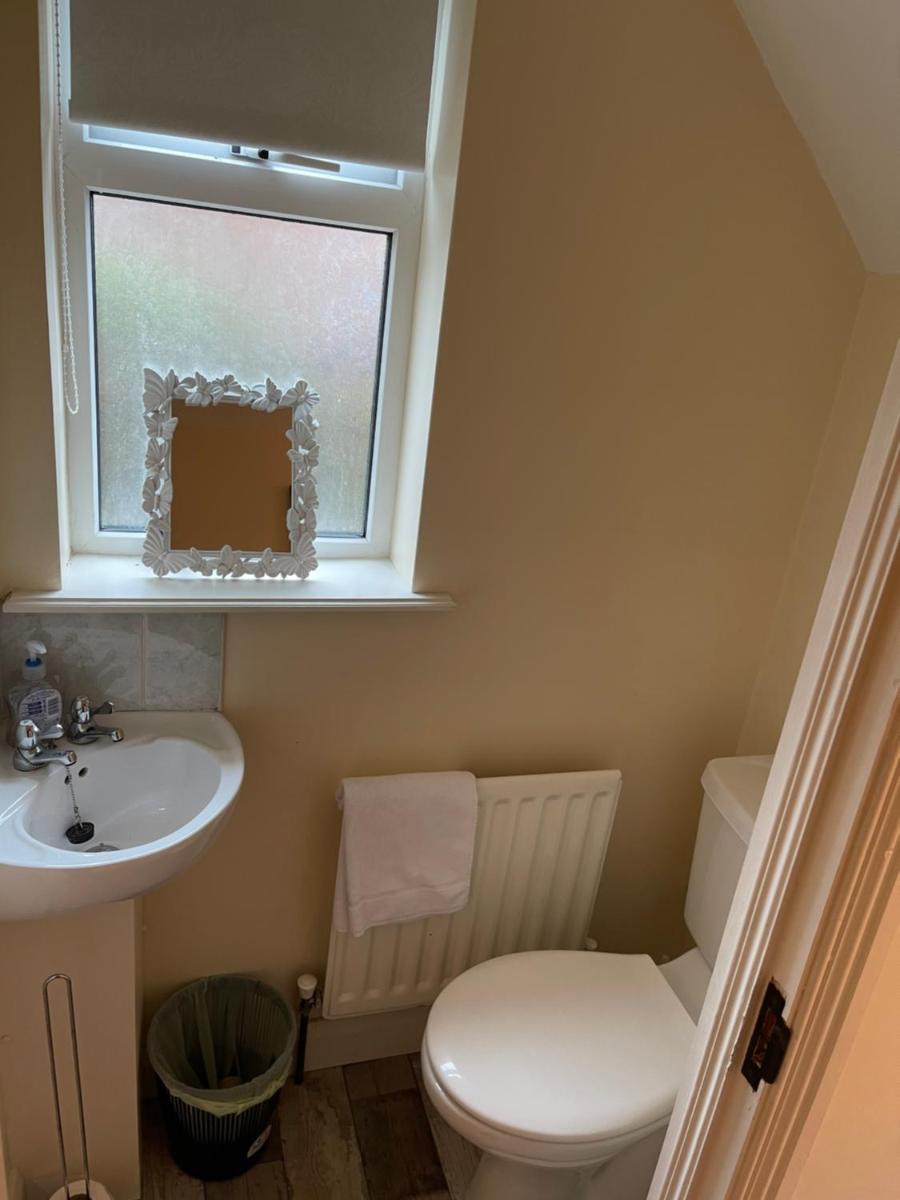 Cosy Cosh House - Housity
