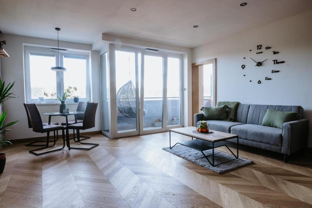 Minimalist Design Penthouse - Kosice Old Town - Housity