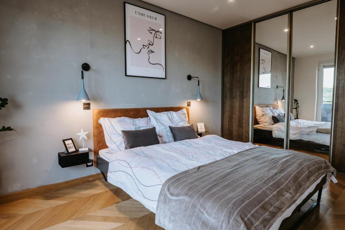 Minimalist Design Penthouse - Kosice Old Town - Housity