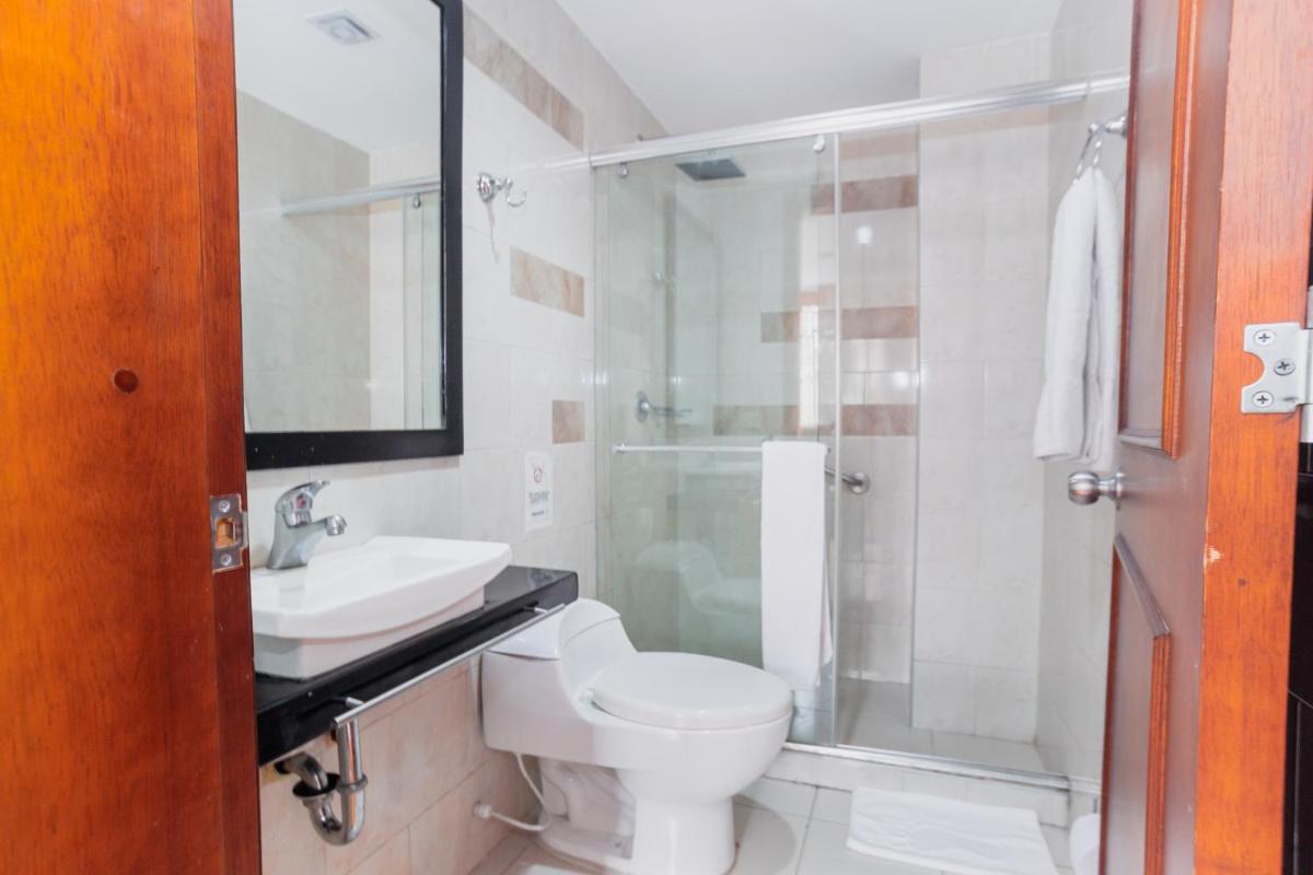 Suitetrails - ApartaSuites & Hotel Bogota Plaza 36