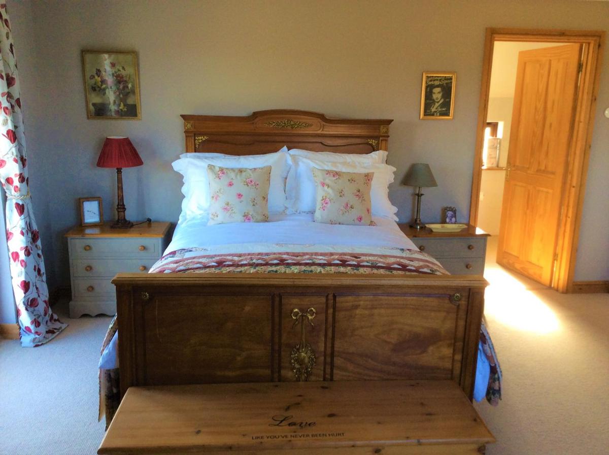 Bosvean House Bed & Breakfast - Housity