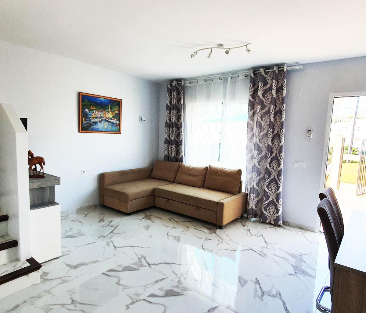 ALKABIR sea view beach bungalow - Housity