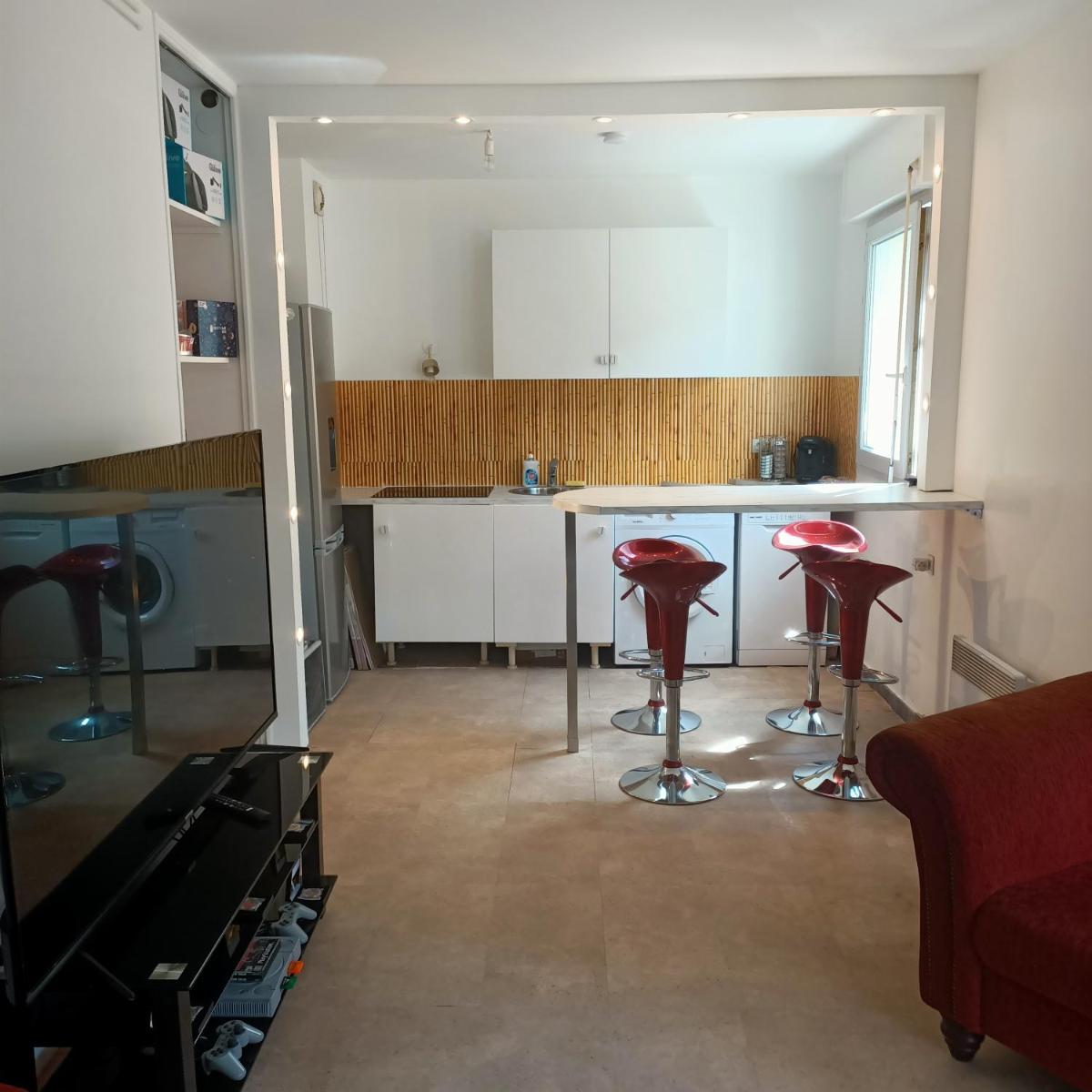 au papillon d'or - Housity
