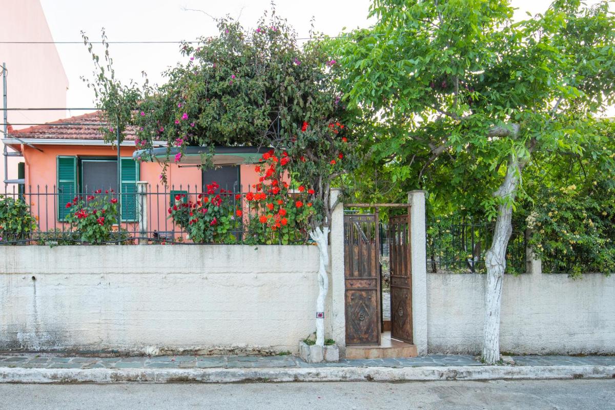 Traditional 2bedroom private house - Housity