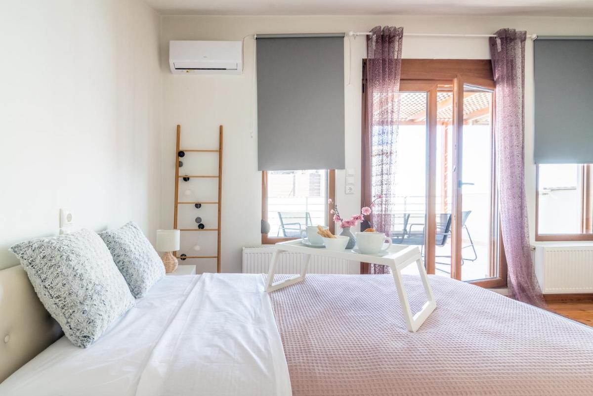 Trinity Seaside Family Maisonette - Housity