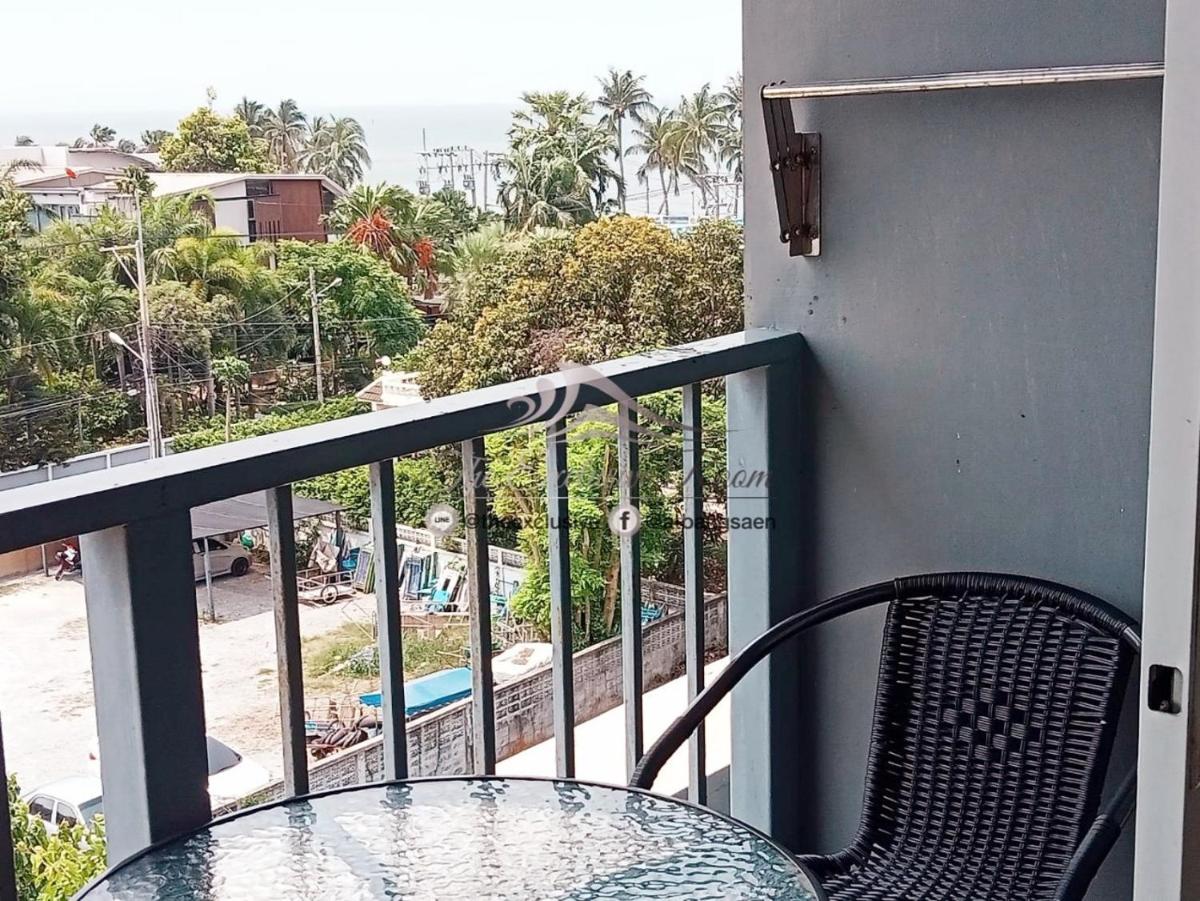 Seaview Secret with Wifi n Toproof Pool @ Bangsaen - Housity