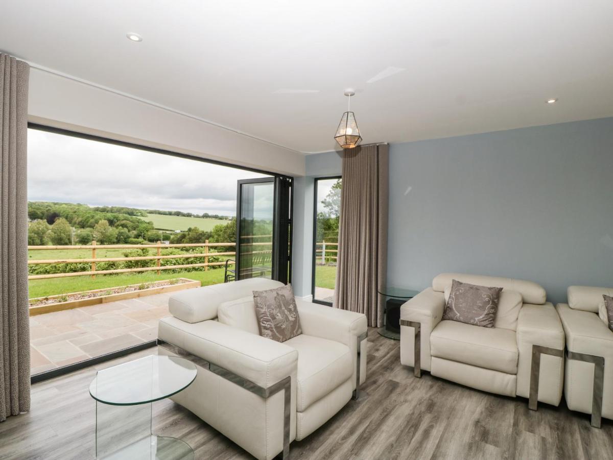 Where The Wild Things Are - Housity