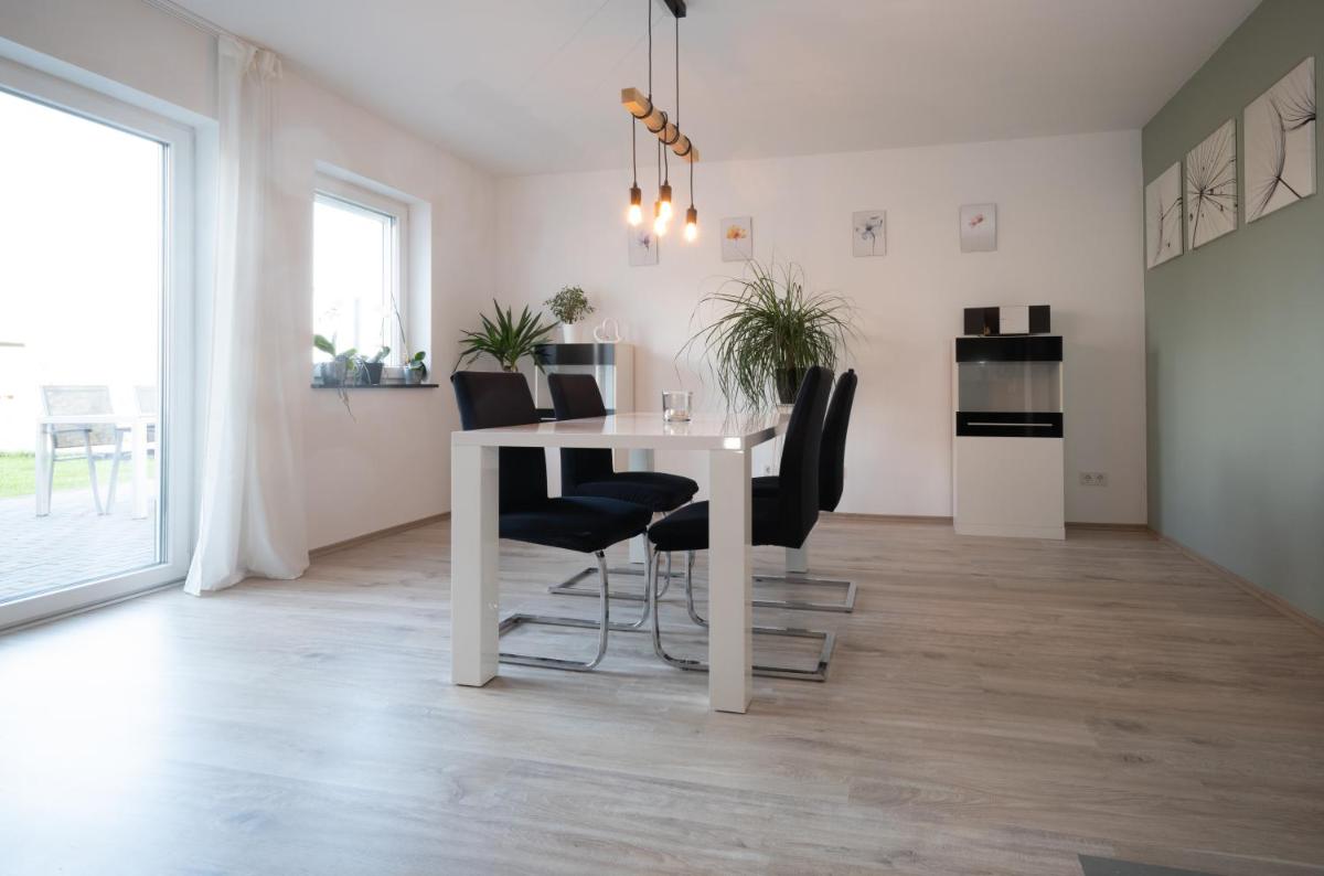 Ferienwohnung auf Villa Hendschhof - Housity