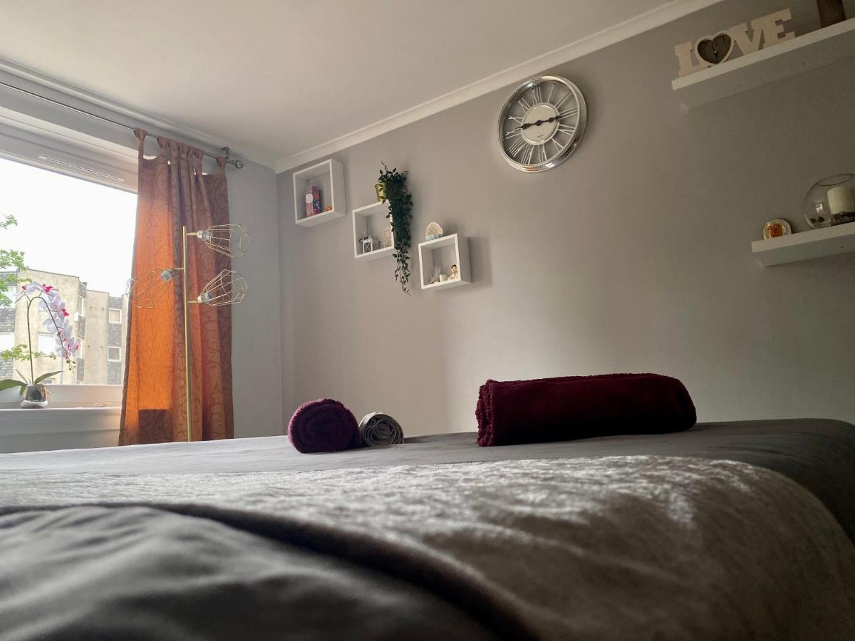 Stylish apartment, Edinburgh City Centre - Housity