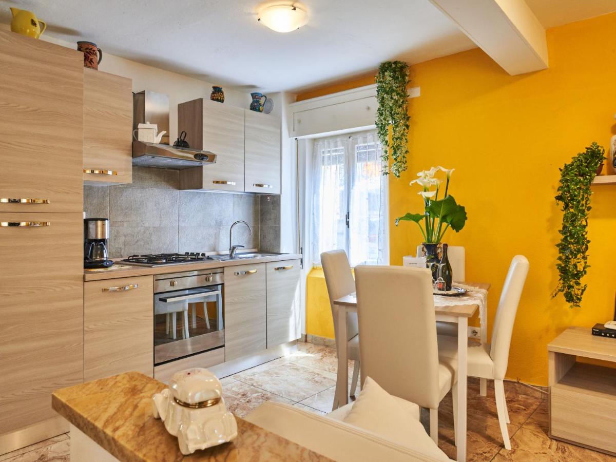 Apartment Casa del Pergulin - LMZ325 by Interhome - Housity