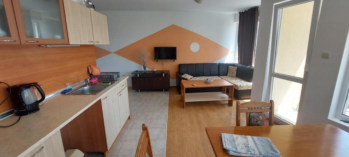 Black Sea Apartments - Housity