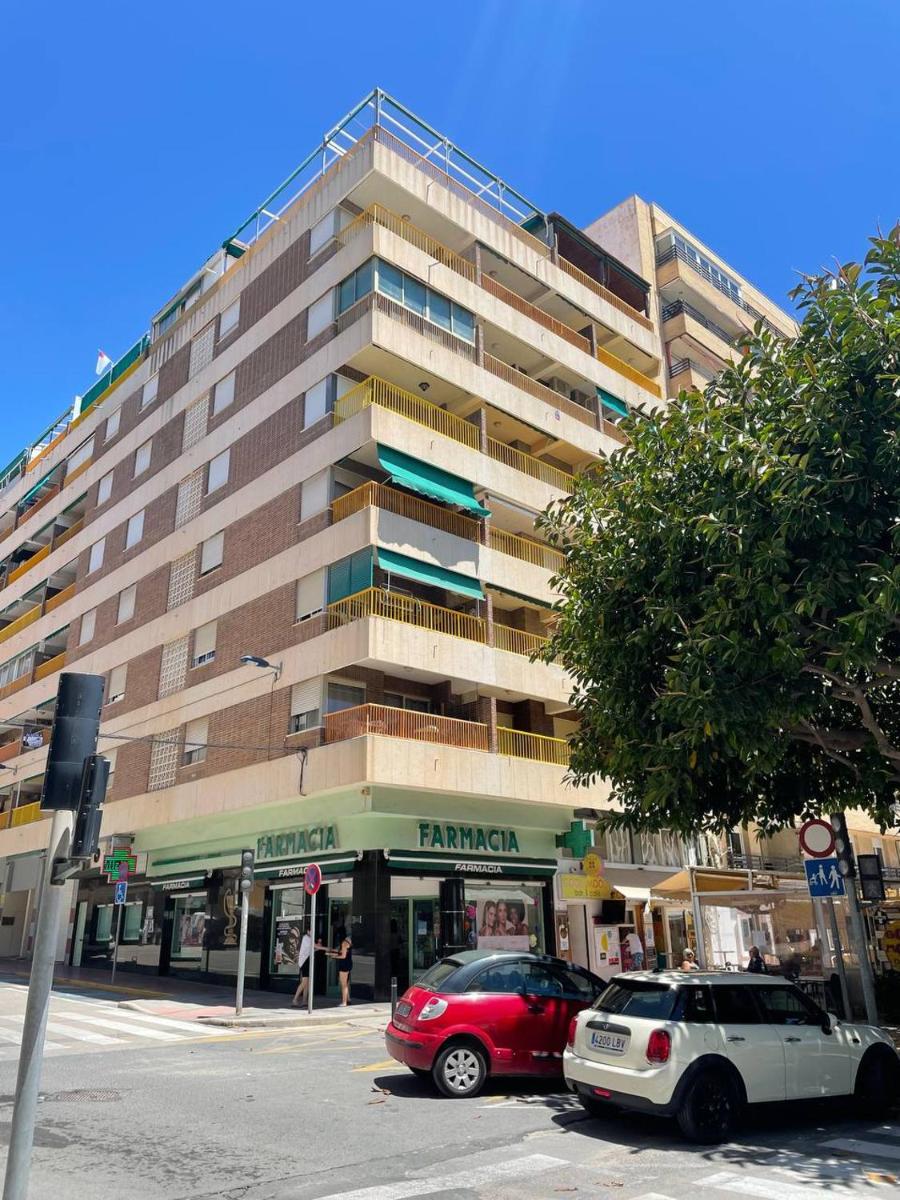 Sea Breeze apartments First line by the sea - Housity