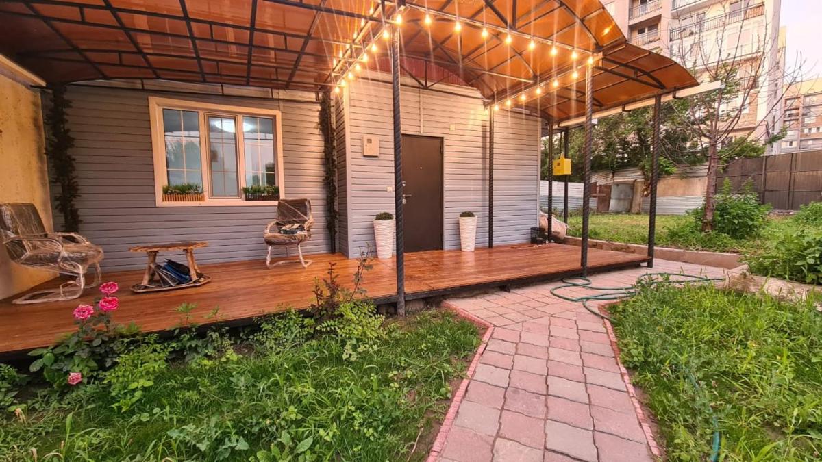 Crypto Hotel House - Housity