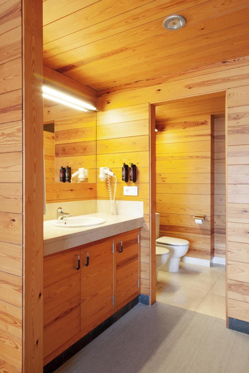 Un baño de Montanyà