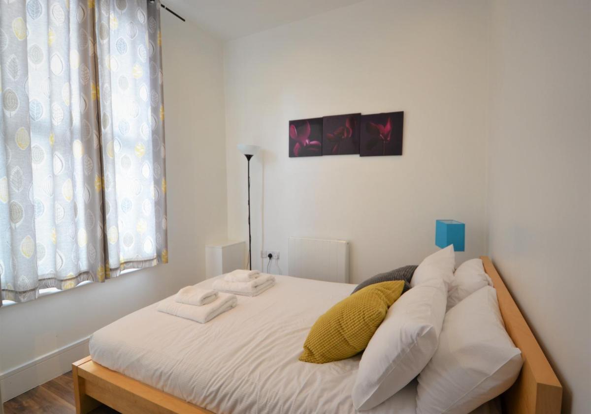 One Bedroom Apartment in Bayswater - Housity