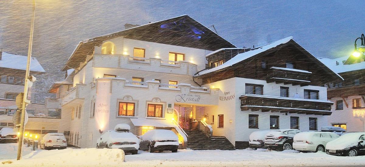 Hotel Kristall B&B - Housity