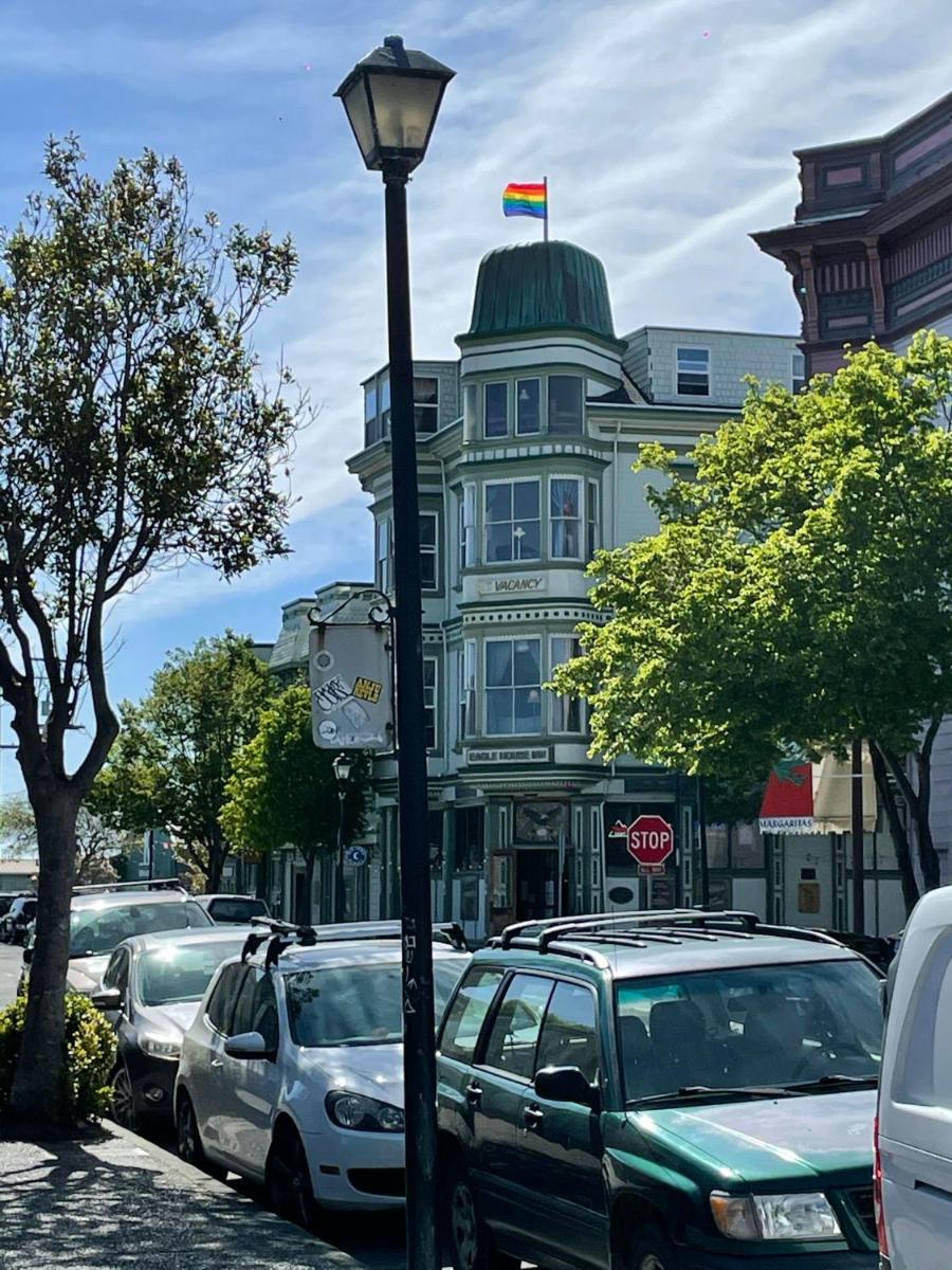 The Inn at 2nd & C - Housity
