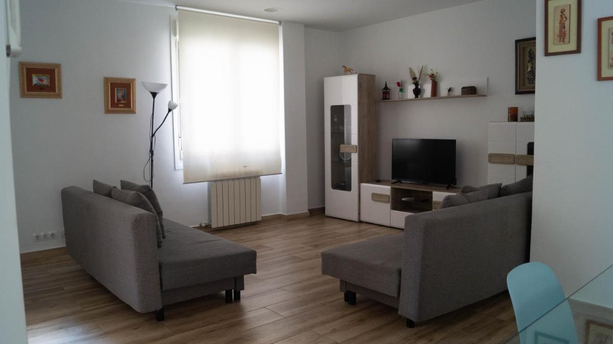 Zaragoza y sus 2 catedrales - Housity