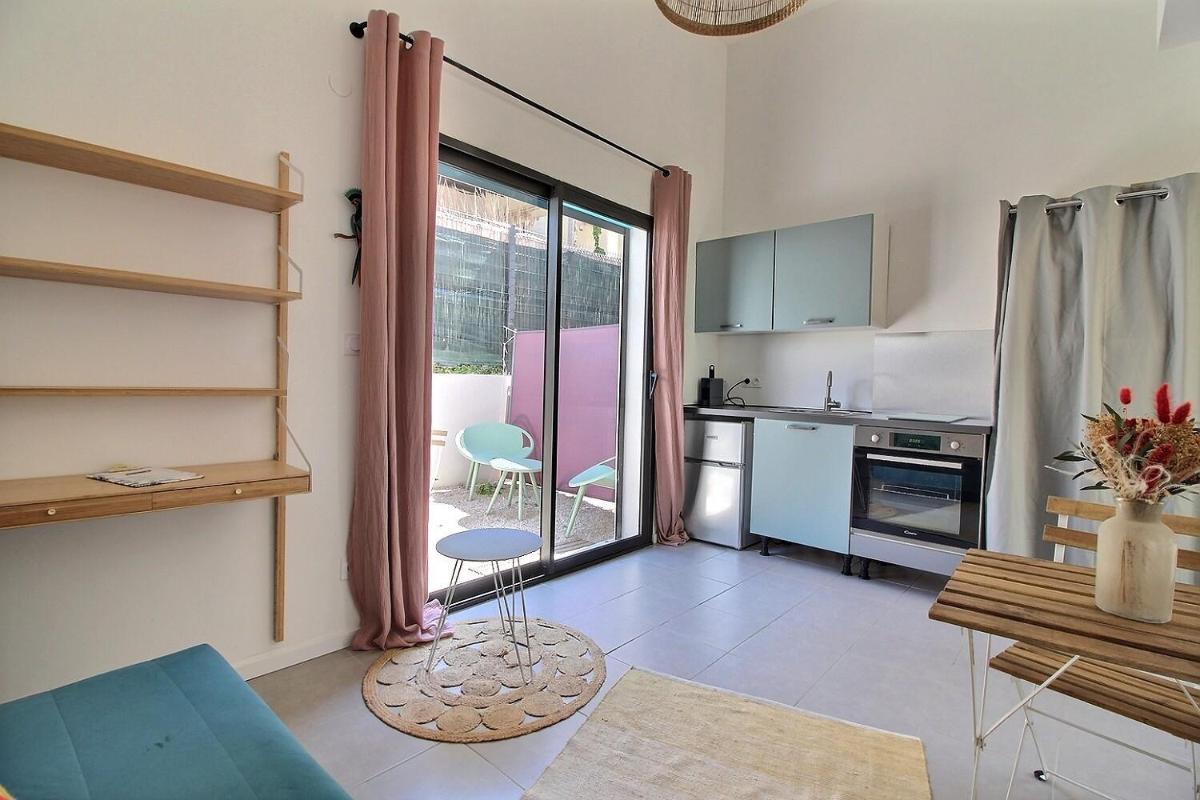 Studio avec terrasse et mezzanine - Housity