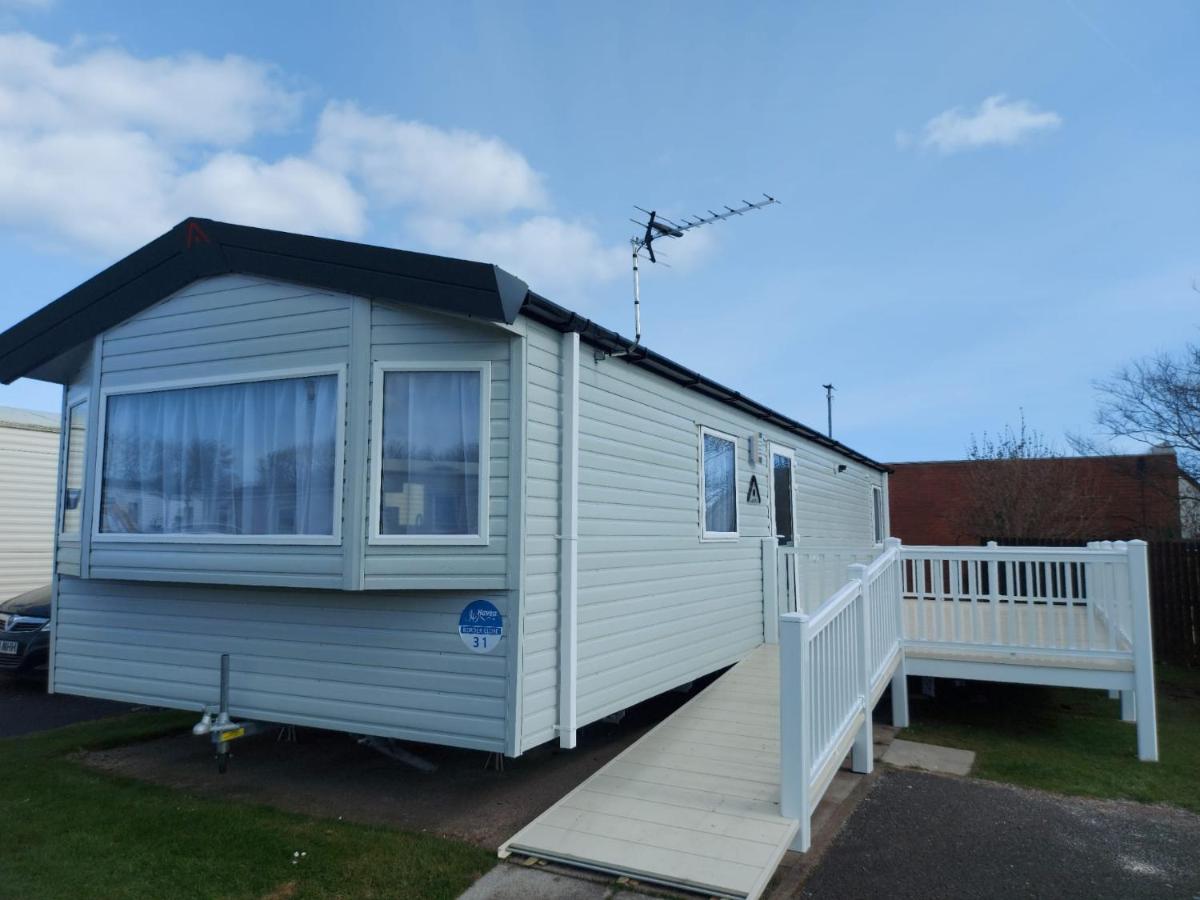 TLC Caravan Haven - Housity