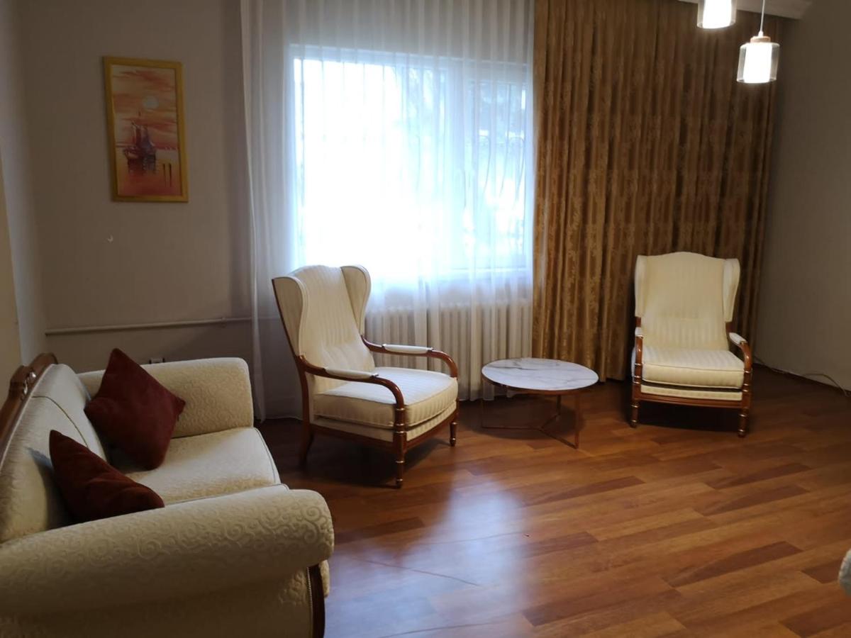 A Chic, classic, family-friendly apt. in central Ankara, Turkey - Housity