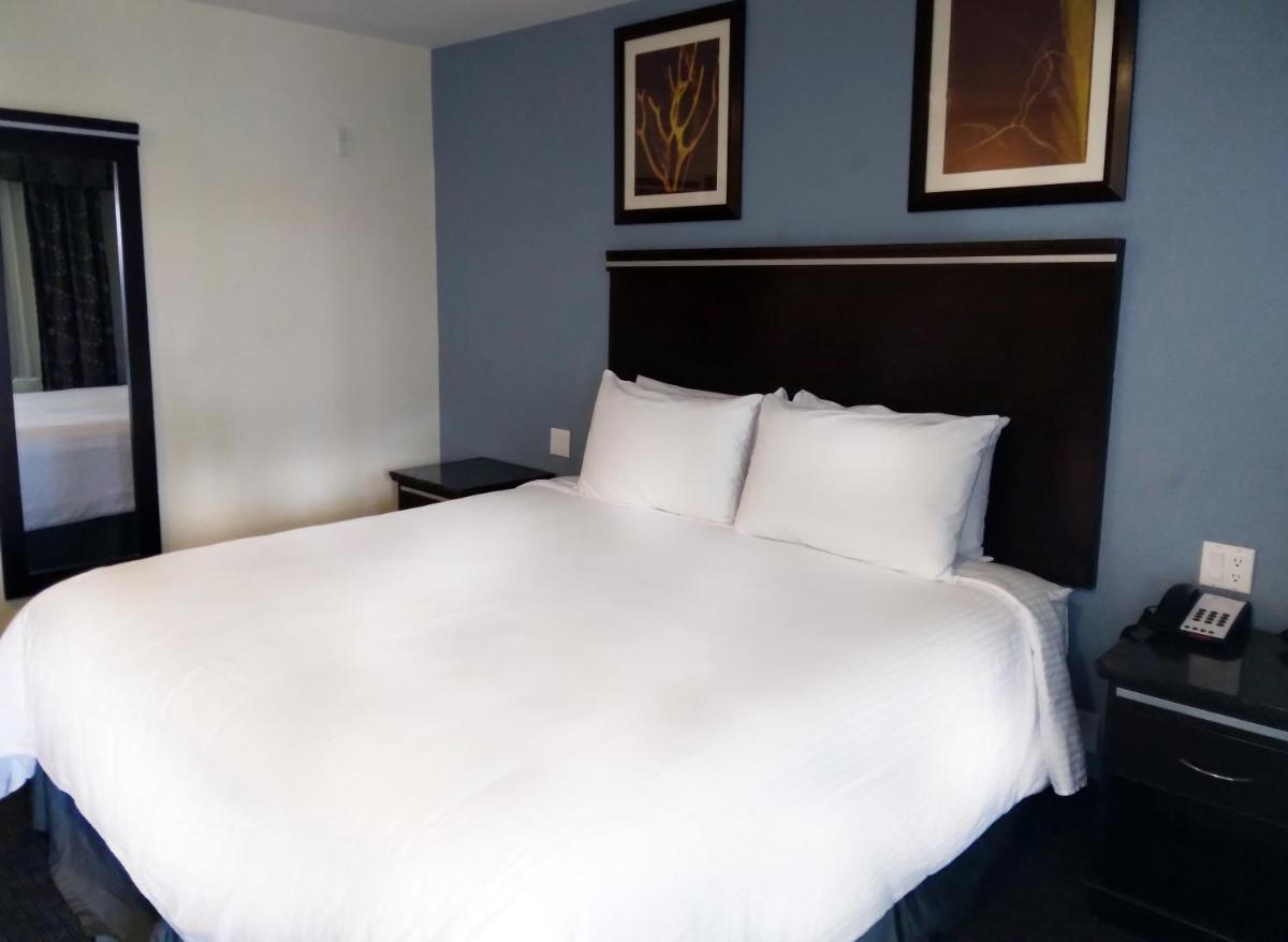 SureStay Hotel by Best Western Chula Vista San Diego Bay - Housity