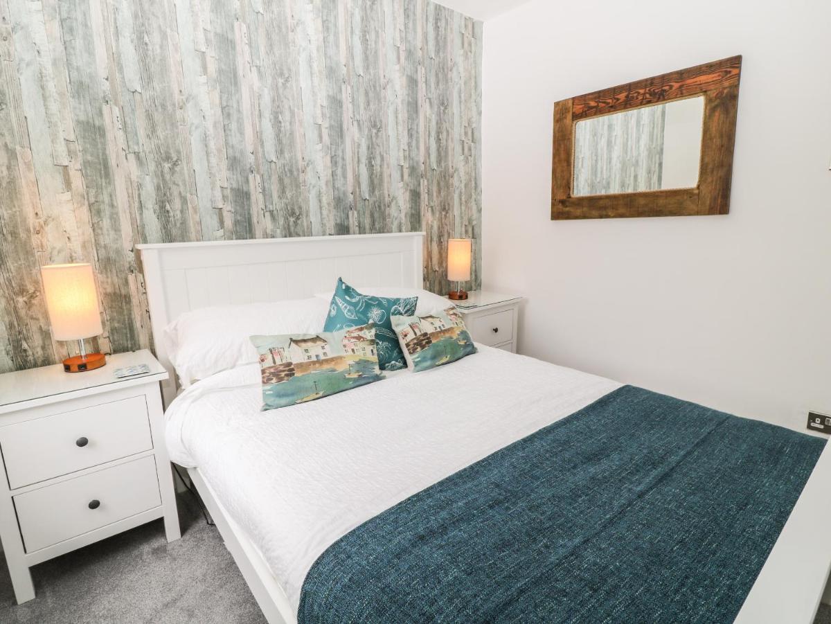 Harbour Hideaway - Housity