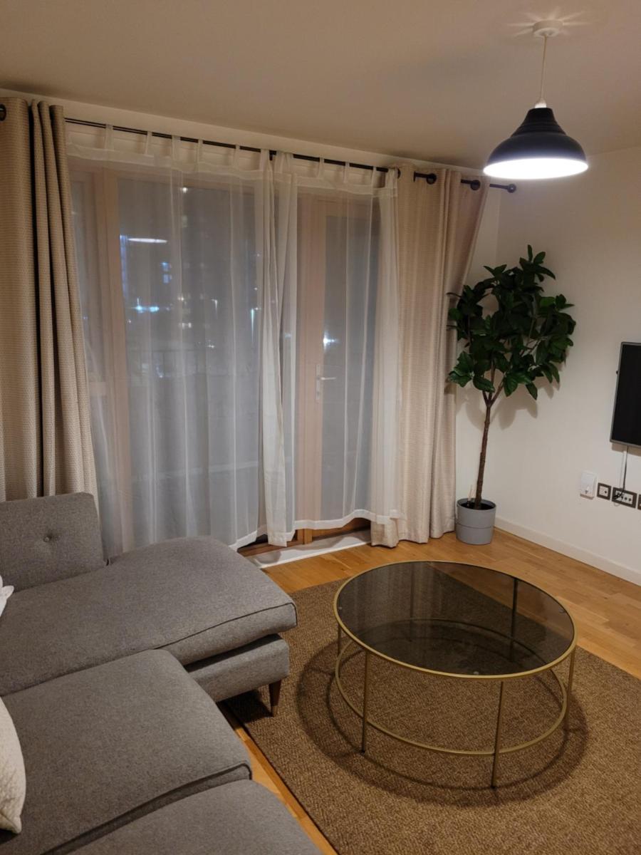 Kew House - Housity