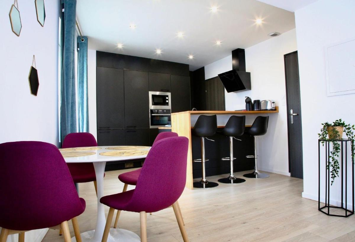 La Loge en Or - Parking public - Triplex - Proche centre et autoroute - Housity